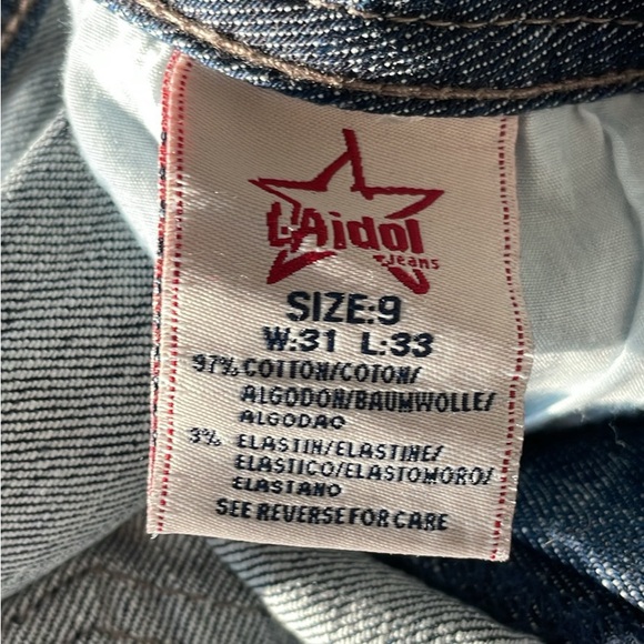 La Idol Jeans - Picture 3 of 3